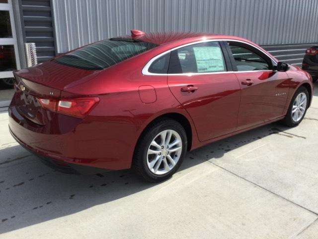 2017 Chevrolet Malibu LT 4dr Sedan